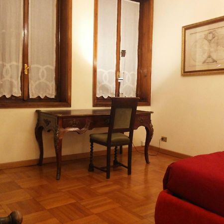 Piazza Duomo Apartment Мілан Екстер'єр фото