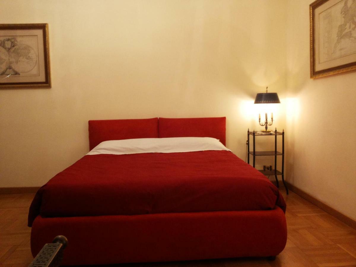 Piazza Duomo Apartment Мілан Екстер'єр фото