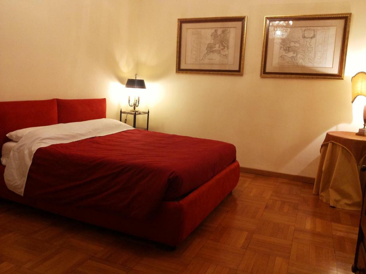 Piazza Duomo Apartment Мілан Екстер'єр фото